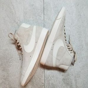 Nike Womens Blazer Mid Vintage Suede Desert Sand/S
